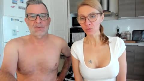 LOVELY JULIA  Peter DAY online show from February 10, 8:07 am