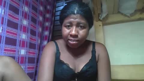 murielleee online show from March 16, 5:50 pm