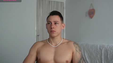 Snapshot of muscle_king_cum chatting on May 25, 1:50 pm muscle_king_cum online show from May 25, 1:50 pm