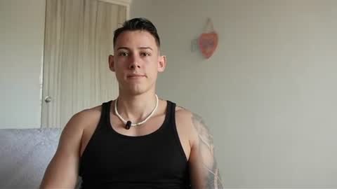 Snapshot of muscle_king_cum chatting on June 11, 1:31 pm muscle_king_cum online show from June 11, 1:31 pm