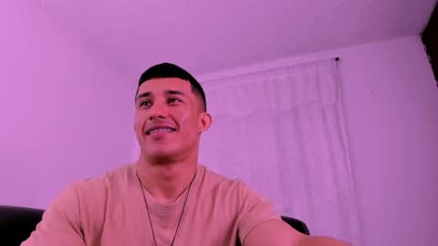 Muscle Man online show from April 25, 2:47 pm