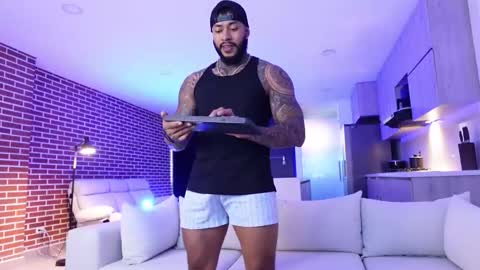 Nick online show from November 25, 12:21 am