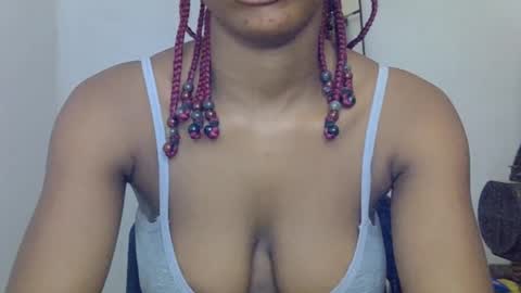 muscle_queen0 online show from March 4, 4:02 pm