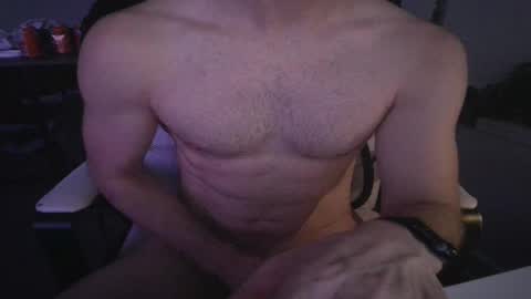 muscleedgernips online show from November 21, 8:35 am