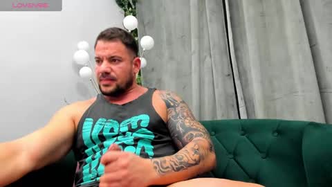 MuscleMonster31 online show from February 18, 1:54 am