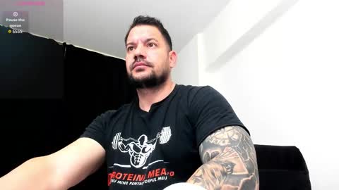 MuscleMonster31 online show from December 5, 10:24 am