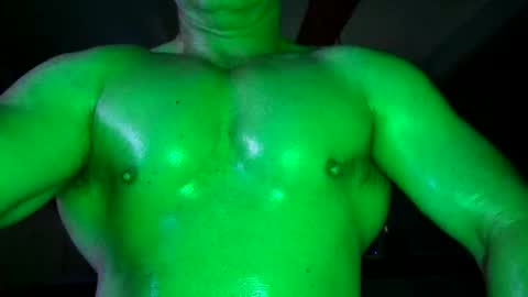 Hulk Muscles - NEW ACCOUNT online show from June 9, 11:38 pm