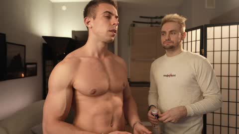 Snapshot of muscularfriend chatting on December 7, 4:03 pm Ivan online show from December 7, 4:03 pm