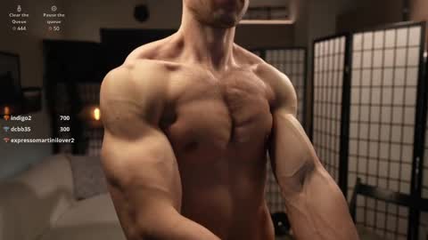 Snapshot of muscularfriend chatting on February 22, 5:46 pm Ivan online show from February 22, 5:46 pm