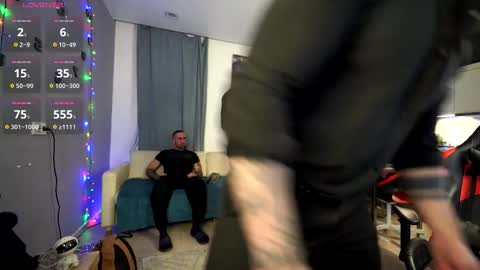 Snapshot of muscularfriend chatting on December 21, 3:41 pm Ivan online show from December 21, 3:41 pm