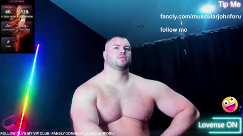 Snapshot of muscularjohnforu chatting on November 11, 7:52 am click icon for peach online show from November 11, 7:52 am