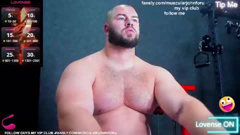 Snapshot of muscularjohnforu chatting on July 20, 8:17 am click icon for peach online show from July 20, 8:17 am