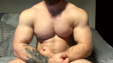 Snapshot of muscularjuggler chatting on November 1, 5:37 pm muscularjuggler online show from November 1, 5:37 pm