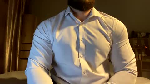 muscularjuggler online show from February 28, 4:08 pm