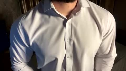 muscularjuggler online show from March 16, 4:00 pm