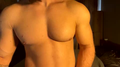 muscularjuggler online show from May 22, 2:30 am
