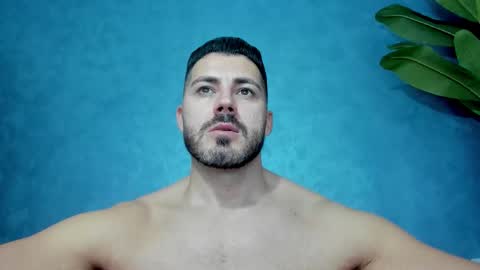 muscularmaster onlyfans online show from November 28, 10:56 pm