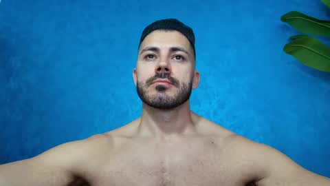 Snapshot of muscularmaster chatting on June 3, 9:31 pm muscularmaster onlyfans online show from June 3, 9:31 pm