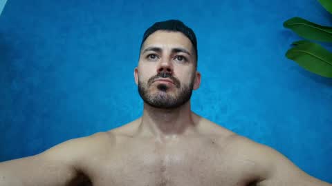 Snapshot of muscularmaster chatting on June 5, 8:58 pm muscularmaster onlyfans online show from June 5, 8:58 pm
