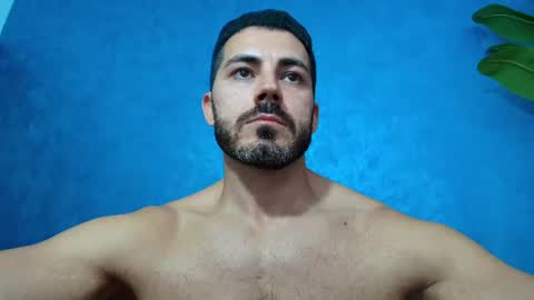 Snapshot of muscularmaster chatting on June 14, 9:39 pm muscularmaster onlyfans online show from June 14, 9:39 pm