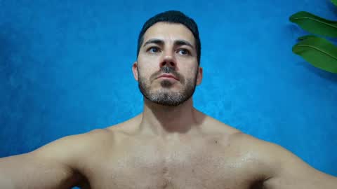 Snapshot of muscularmaster chatting on June 16, 9:39 pm muscularmaster onlyfans online show from June 16, 9:39 pm
