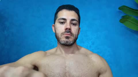 Snapshot of muscularmaster chatting on June 18, 9:19 pm muscularmaster onlyfans online show from June 18, 9:19 pm
