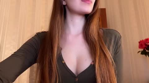 muse_d online show from February 17, 5:19 pm