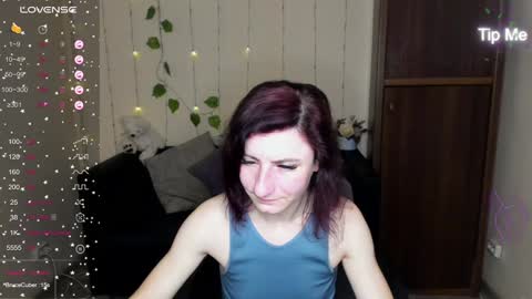 Snapshot of muse_kitty_jenia chatting on January 27, 9:55 pm Jenya online show from January 27, 9:55 pm