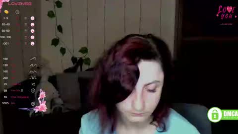 Snapshot of muse_kitty_jenia chatting on March 2, 9:43 pm Jenya online show from March 2, 9:43 pm