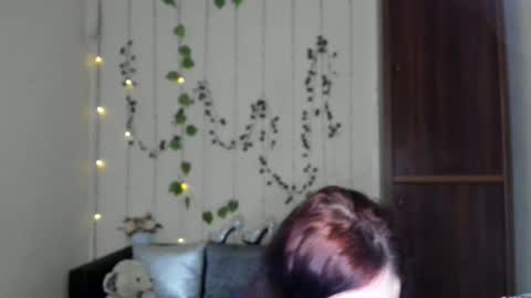 Jeneva online show from April 24, 6:43 pm