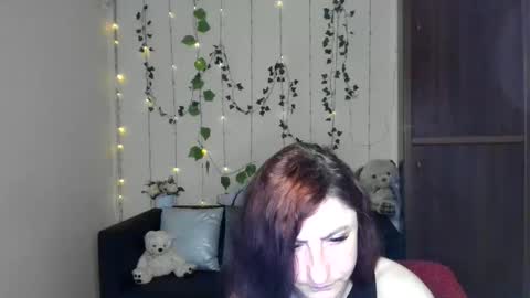 Jeneva online show from May 22, 6:35 pm