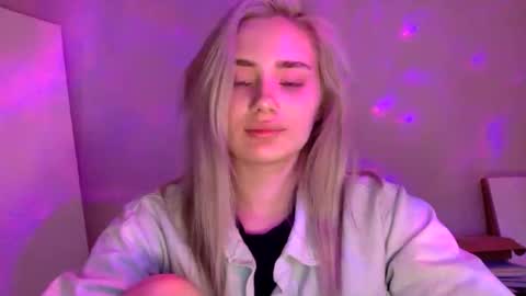 musescorner online show from February 24, 3:21 pm