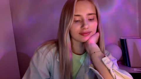 musescorner online show from April 25, 4:37 pm