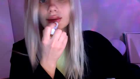 Snapshot of musescorner chatting on May 24, 4:45 pm musescorner online show from May 24, 4:45 pm