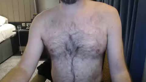 Snapshot of mushman87 chatting on December 4, 2:21 am Mushman online show from December 4, 2:21 am