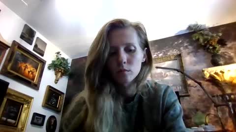 mushroomprincess666 online show from May 5, 8:39 pm