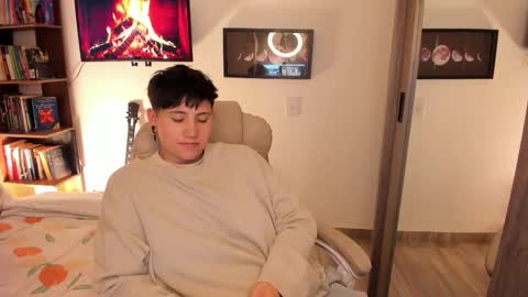 VALENTINA Luna  online show from December 18, 2:39 am