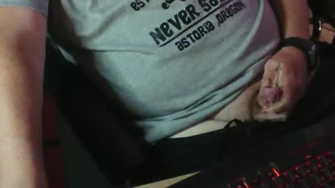 Snapshot of muso44 chatting on January 1, 1:47 am Muso online show from January 1, 1:47 am