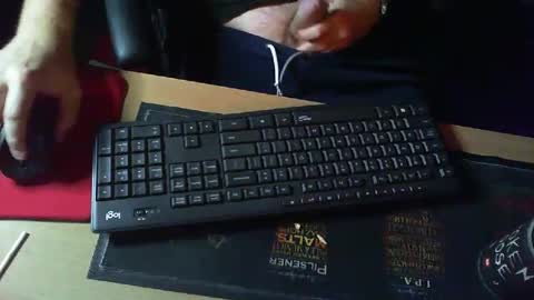 Snapshot of muso44 chatting on March 6, 9:25 am Muso online show from March 6, 9:25 am