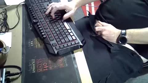 Snapshot of muso44 chatting on September 9, 7:41 am Muso online show from September 9, 7:41 am