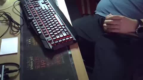 Snapshot of muso44 chatting on September 17, 5:20 am Muso online show from September 17, 5:20 am