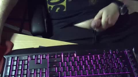 Snapshot of muso44 chatting on November 6, 1:39 am Muso online show from November 6, 1:39 am