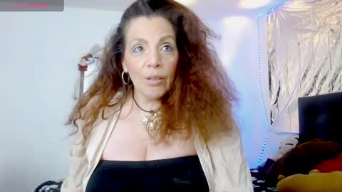 Snapshot of mussa_hott chatting on May 12, 12:19 am Mussa Hott online show from May 12, 12:19 am