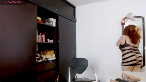 Snapshot of mussa_hott chatting on June 10, 11:24 pm Mussa Hott online show from June 10, 11:24 pm
