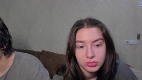 Snapshot of muuur_fam chatting on October 21, 8:53 pm HEY online show from October 21, 8:53 pm