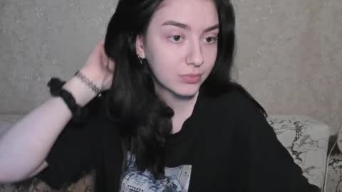 Snapshot of muuur_love chatting on May 23, 5:50 pm cute couple online show from May 23, 5:50 pm