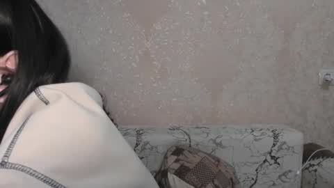 Snapshot of muuur_love chatting on June 2, 4:53 pm cute couple online show from June 2, 4:53 pm