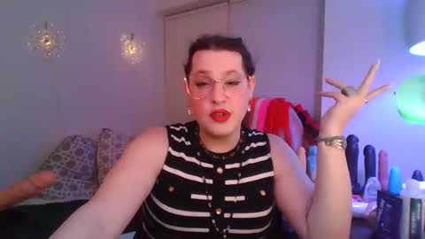 Mx Charlotte online show from May 11, 1:11 am
