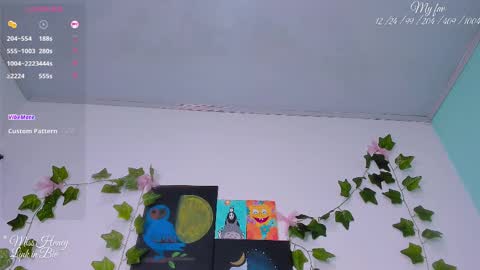 Snapshot of mxsshoney chatting on October 24, 9:17 am Sara IG online show from October 24, 9:17 am