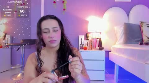 my_aleja_ online show from November 10, 12:59 pm